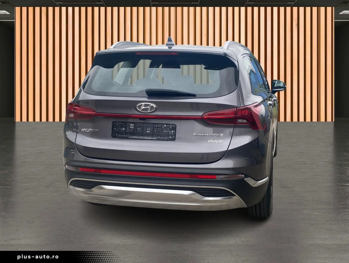 HYUNDAI Santa Fe Plug In Hybrid 4WD 7 Sitze Leder