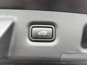 HYUNDAI SANTA FE 1.6T 4WD Hybrid Trend  Navi Kamera LED