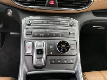 HYUNDAI SANTA FE 1.6T 4WD Hybrid Trend  Navi Kamera LED