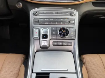 HYUNDAI SANTA FE 1.6 Plugin-Hybrid 4WD Signature  LED KR