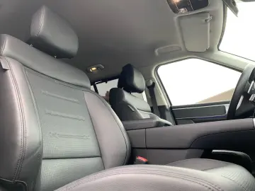 HYUNDAI SANTA FE 1.6T-GDI Signature Hybrid Digital Key