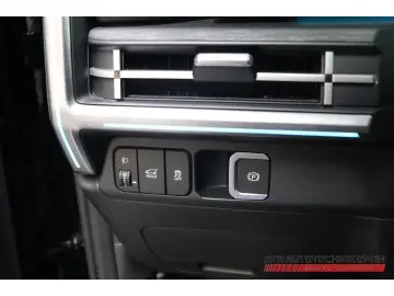 HYUNDAI SANTA FE Signature 5-Sitzer 1.6l Hybrid 2WD Navi