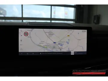 HYUNDAI SANTA FE Signature 5-Sitzer 1.6l Hybrid 2WD Navi