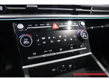 HYUNDAI SANTA FE Signature 5-Sitzer 1.6l Hybrid 2WD Navi