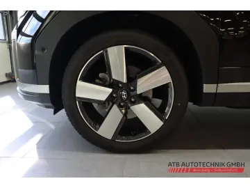 HYUNDAI SANTA FE Signature 5-Sitzer 1.6l Hybrid 2WD Navi