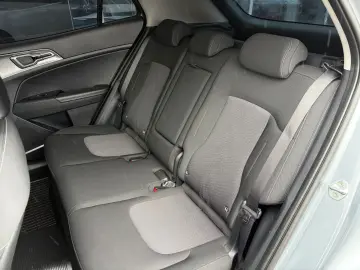 KIA SPORTAGE 1.6 T-GDI MHEV 180 CP 4x4 Style