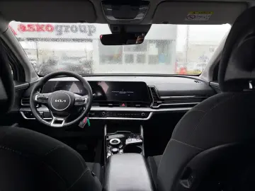 KIA SPORTAGE 1.6 T-GDI MHEV 180 CP 4x4 Style