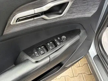 KIA SPORTAGE 1.6 T-GDI MHEV 180 CP 4x4 Style