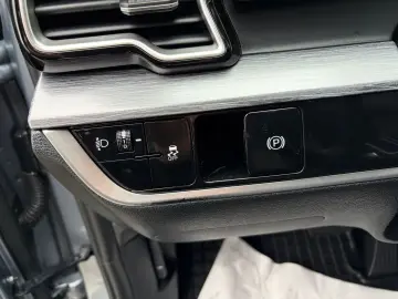 KIA SPORTAGE 1.6 T-GDI MHEV 180 CP 4x4 Style