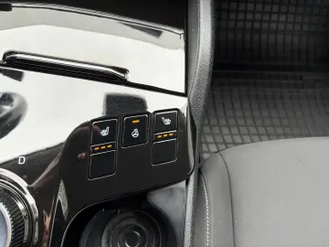 KIA SPORTAGE 1.6 T-GDI MHEV 180 CP 4x4 Style