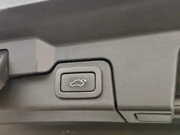 Land-Rover Range-Rover-Evoque Gen-I-2012-2018