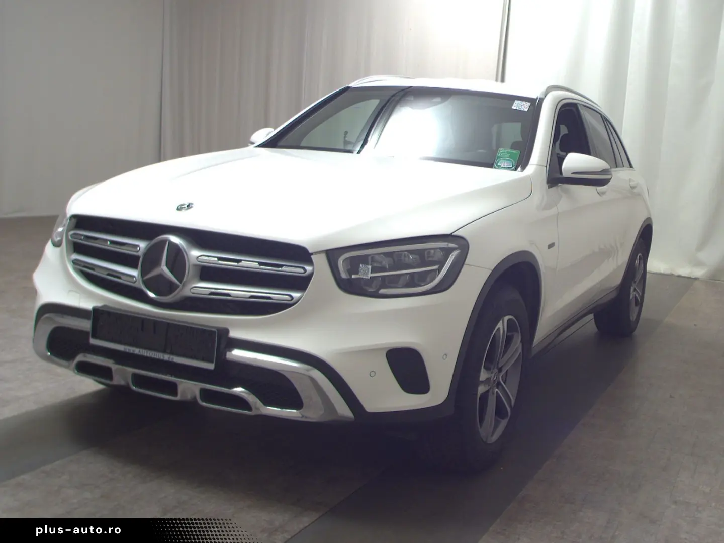 MERCEDES-BENZ GLC 300 e 4M