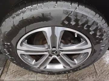 MERCEDES-BENZ GLC 300 e 4M