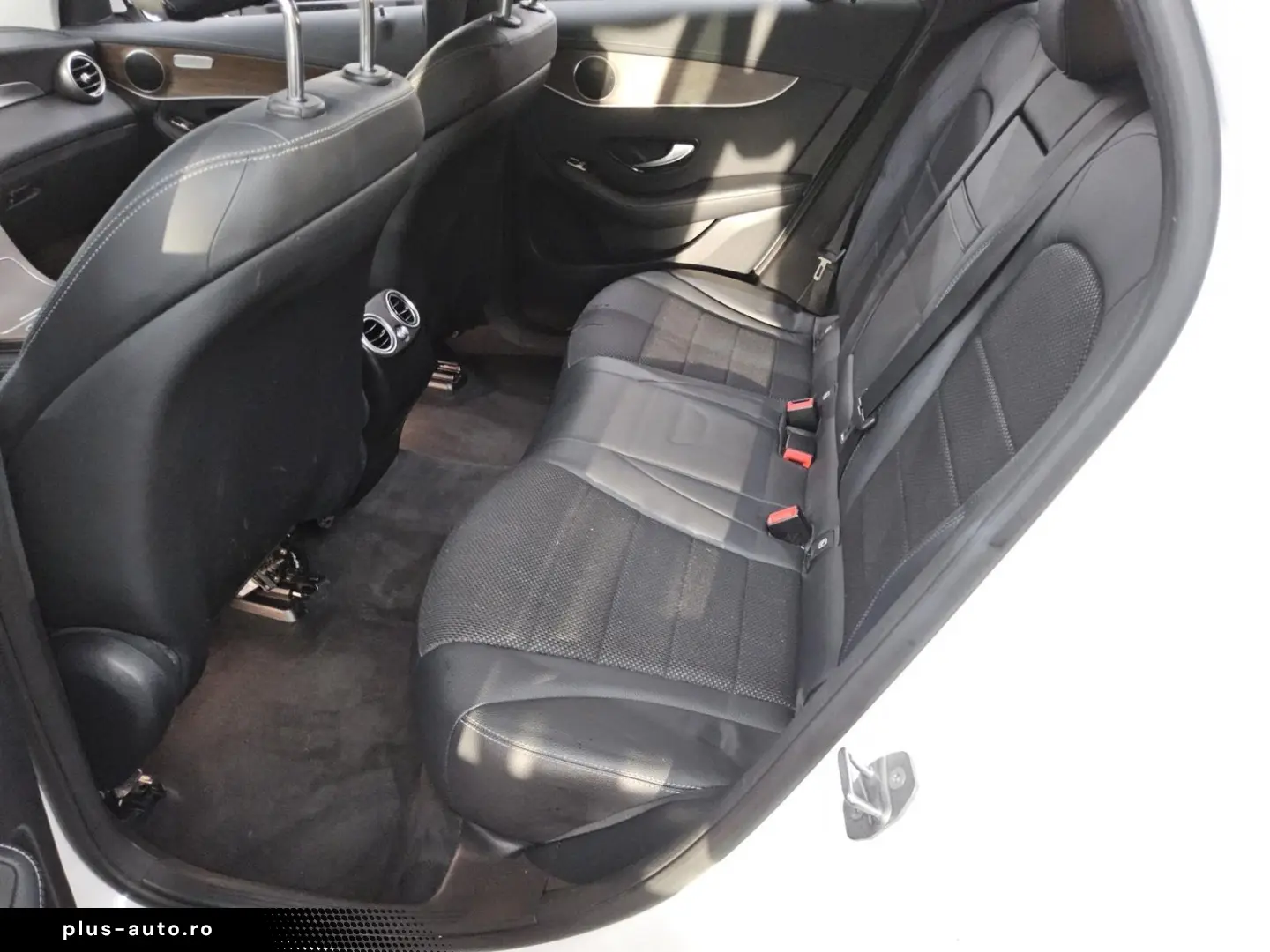 MERCEDES-BENZ GLC 300 e 4M