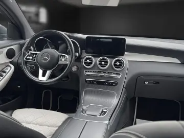 MERCEDES-BENZ GLC 200 Coupe