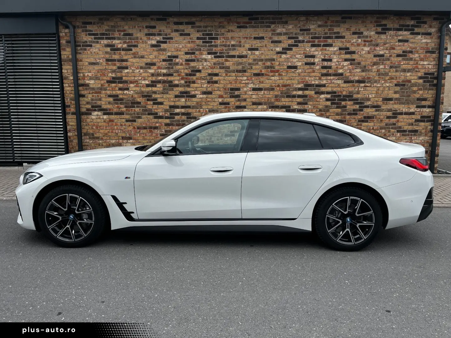 BMW i4 eDrive40 H&K   360   Trapa   Scaune electrice