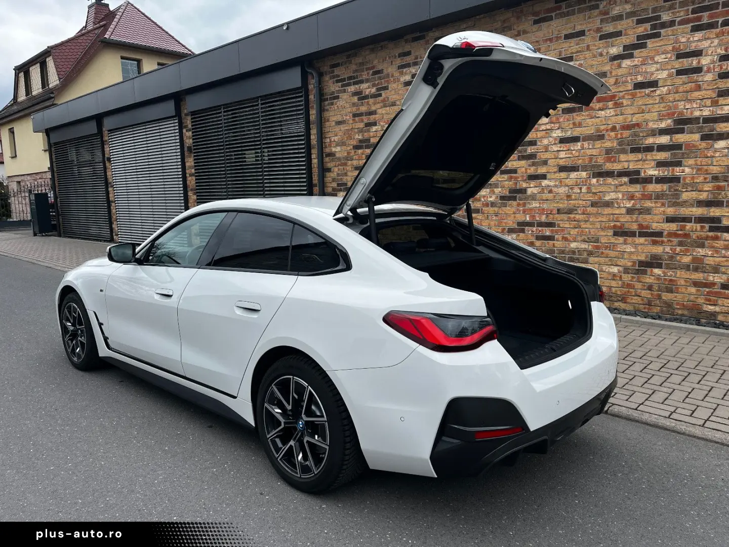 BMW i4 eDrive40 H&K   360   Trapa   Scaune electrice