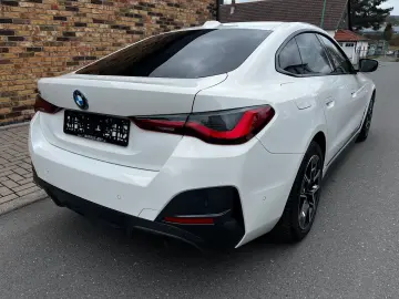 BMW i4 eDrive40 H&K   360   Trapa   Scaune electrice