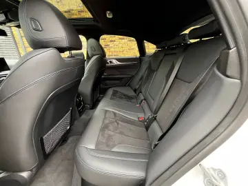 BMW i4 eDrive40 H&K   360   Trapa   Scaune electrice