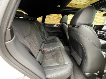 BMW i4 eDrive40 H&K   360   Trapa   Scaune electrice