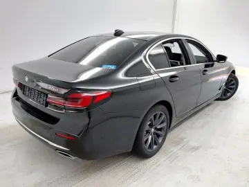 BMW 520d LuxuryLine HUD  ACC  Laser   Trapa   Scaune Comfort