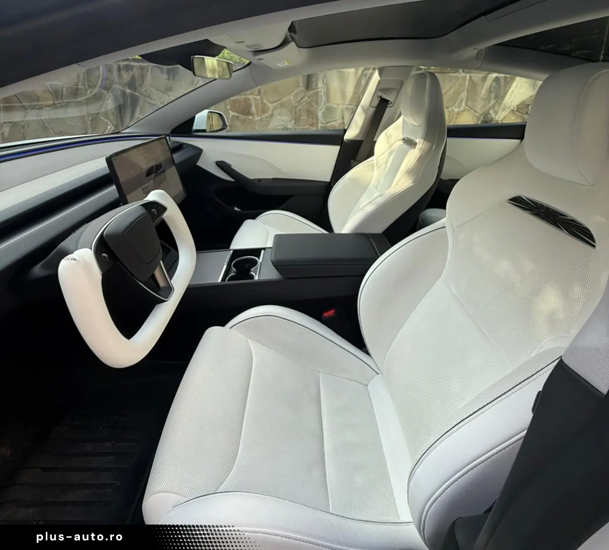 Tesla Model 3 PERFORMANCE - Highland