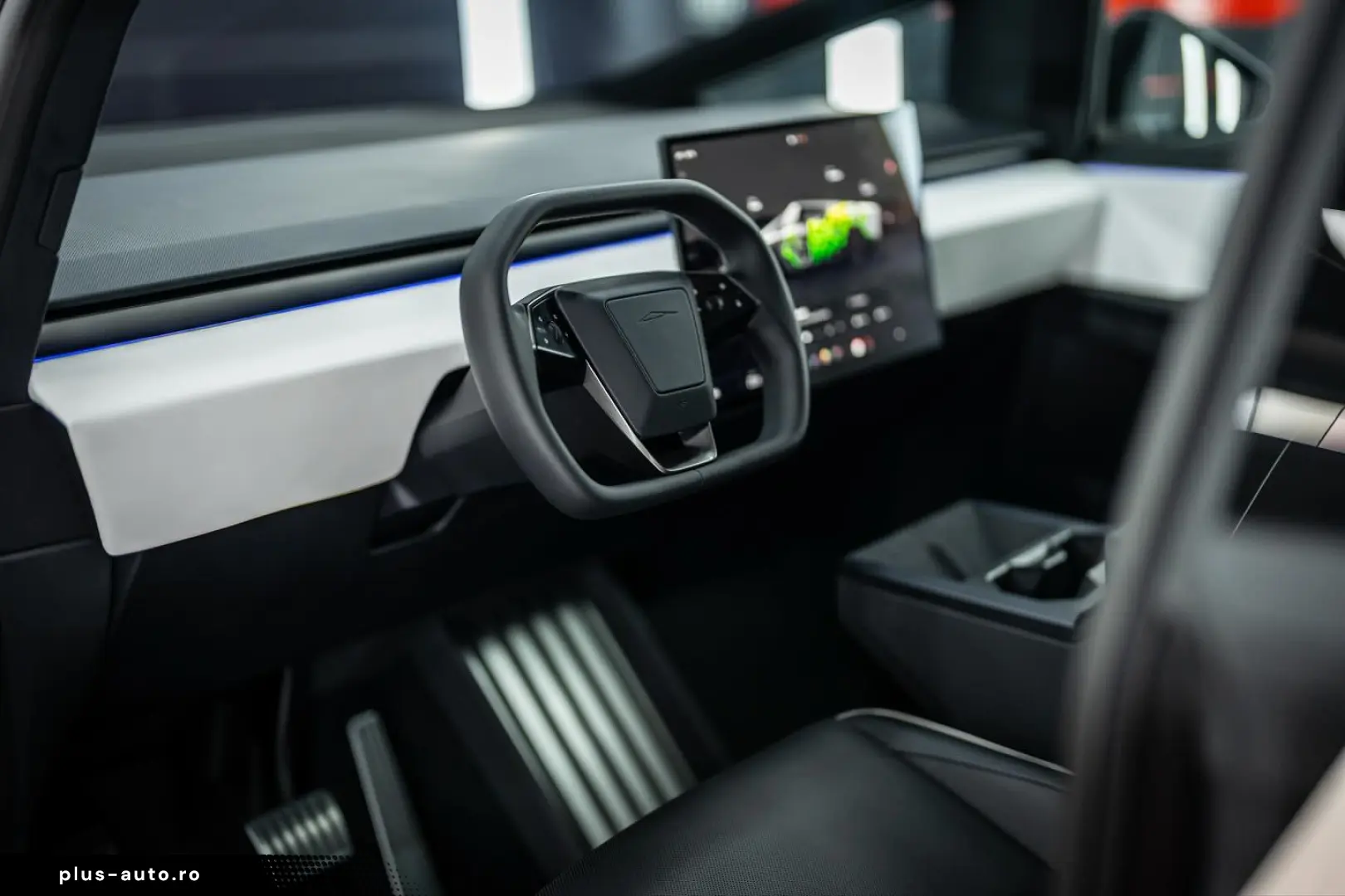 TESLA CYBERTRUCK - Este In Romania  diponibil imediat