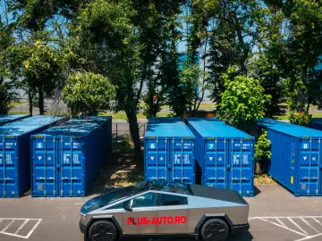 TESLA CYBERTRUCK - Este In Romania  diponibil imediat