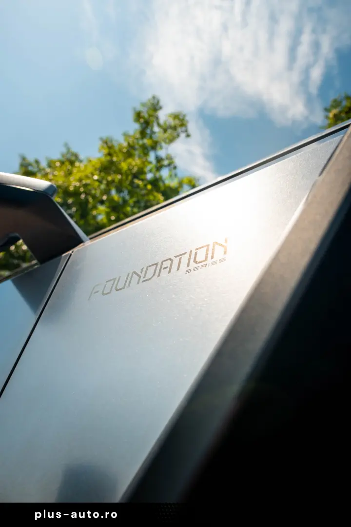 TESLA CYBERTRUCK - Este In Romania  diponibil imediat