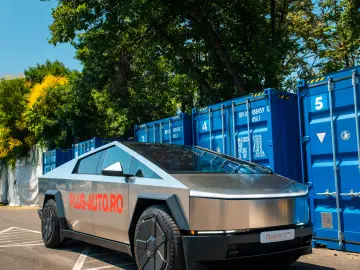 TESLA CYBERTRUCK - Este In Romania  diponibil imediat