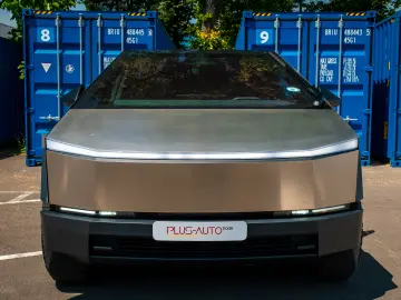 TESLA CYBERTRUCK - Este In Romania  diponibil imediat