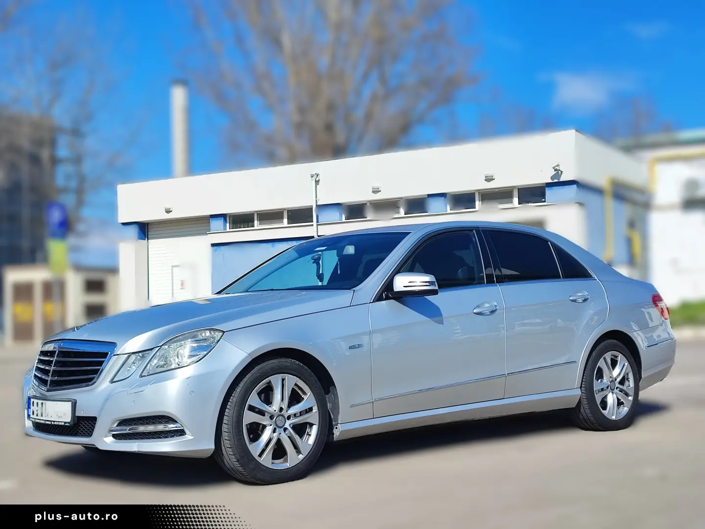 Mercedes-Benz E 220