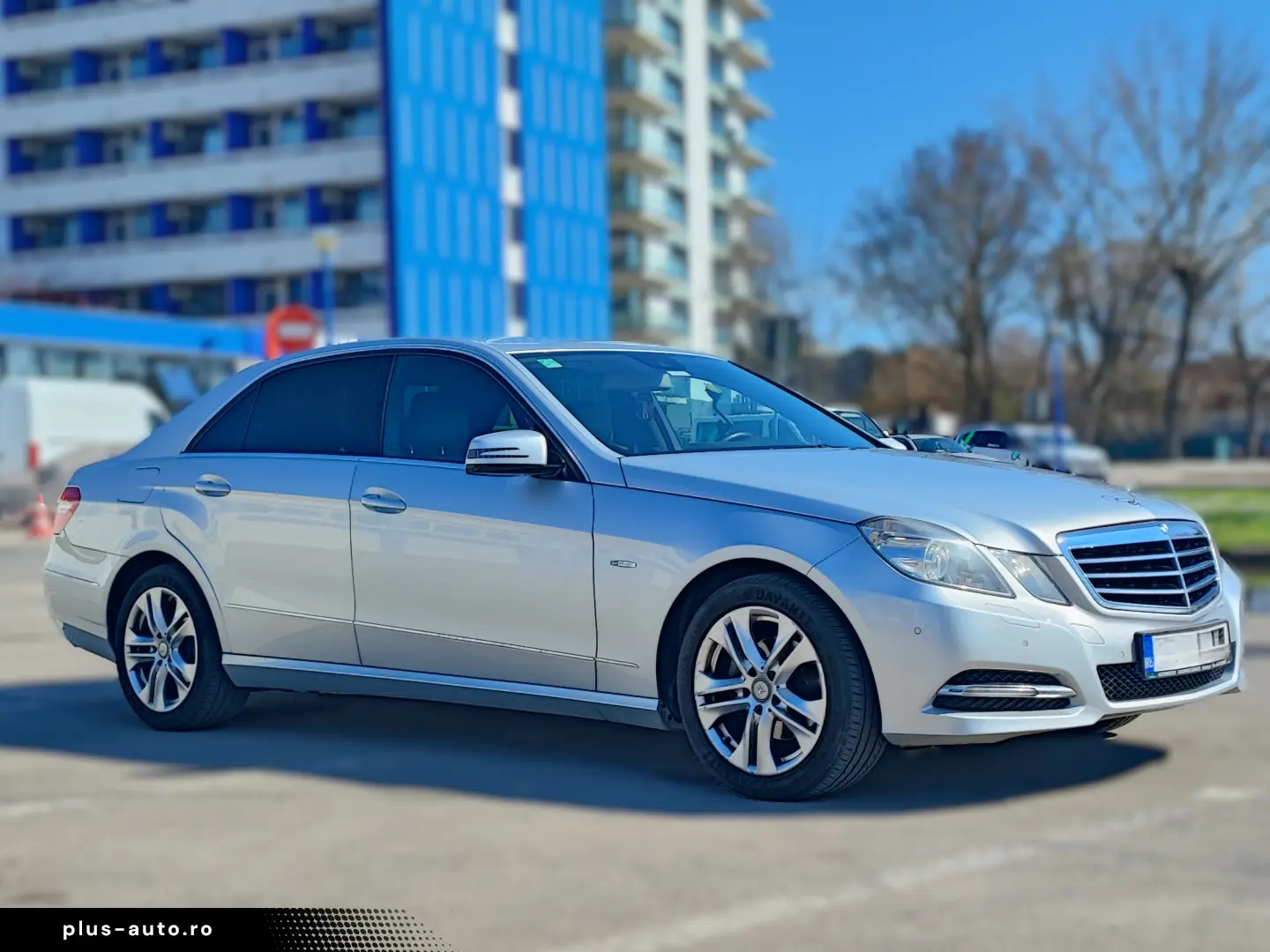 Mercedes-Benz E 220