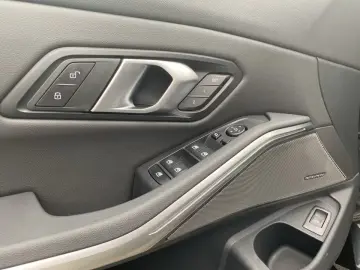 BMW M340i xDrive Touring Pano