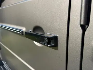 MERCEDES-BENZ G450d  MONZA Superior AMG Komfort Technik Sthz