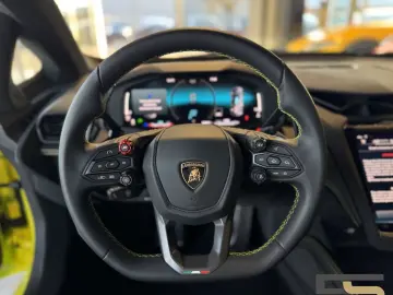 Lamborghini Temerario LIFT SCANDAL PDISPLAY VENT.SEATS