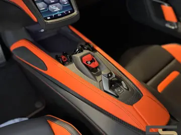 Lamborghini Temerario LIFT FULL CARBON