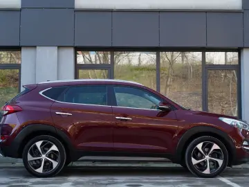 Hyundai Tucson 2.0 CRDI 4WD Automatik Premium