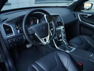 Volvo XC 60 D5 AWD Geartronic Summum