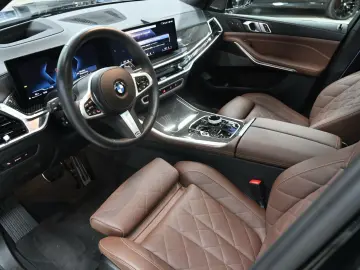 BMW X5 40i M-Sport Pro MASSAGE INTEGRAL PANO-SKY H&K