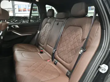 BMW X5 40i M-Sport Pro MASSAGE INTEGRAL PANO-SKY H&K