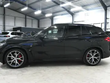 BMW X5 40i M-Sport Pro MASSAGE INTEGRAL PANO-SKY H&K