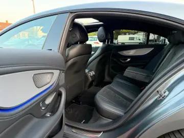 MERCEDES-BENZ CLS 300d 4Matic AMG-line
