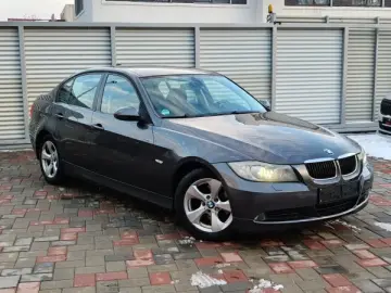 BMW seria 318i - Sport paket