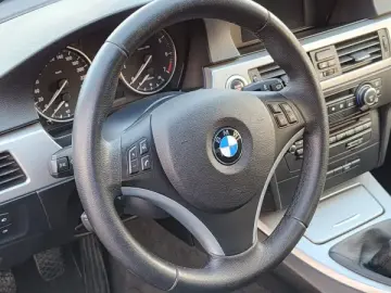 BMW seria 318i - Sport paket