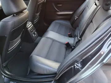 BMW seria 318i - Sport paket