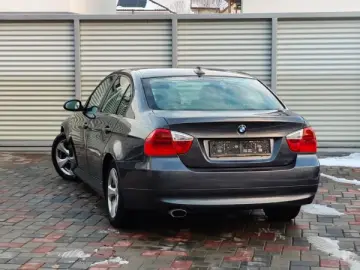 BMW seria 318i - Sport paket