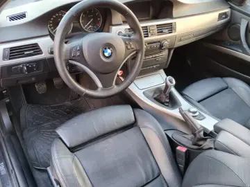 BMW seria 318i - Sport paket