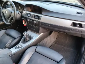 BMW seria 318i - Sport paket