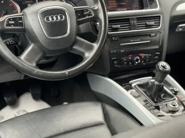 AUDI Q5 2.0 TDI